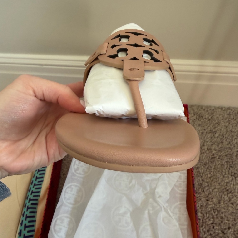 Tory Burch Miller Soft Leather Sandals Light Sand Size 7 Cream Pink - Picture 4 of 9